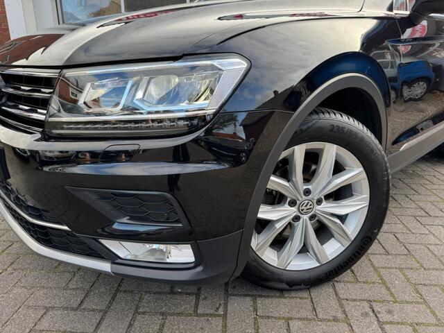 Volkswagen TIGUAN 1.4TSI 150PK 4Motion Highline Full-Led ACC Trekhaak Navi
