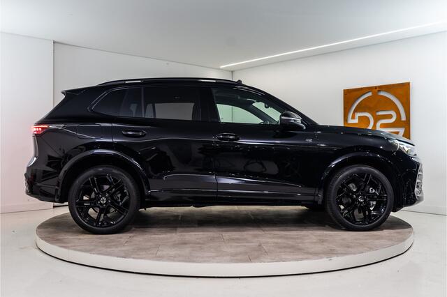 Volkswagen TIGUAN 1.5 eHybrid 2x R-Line 2025 PER DIRECT BESCHIKBAAR | VOL OPTIE INCL. 5 JAAR GARANTIE!