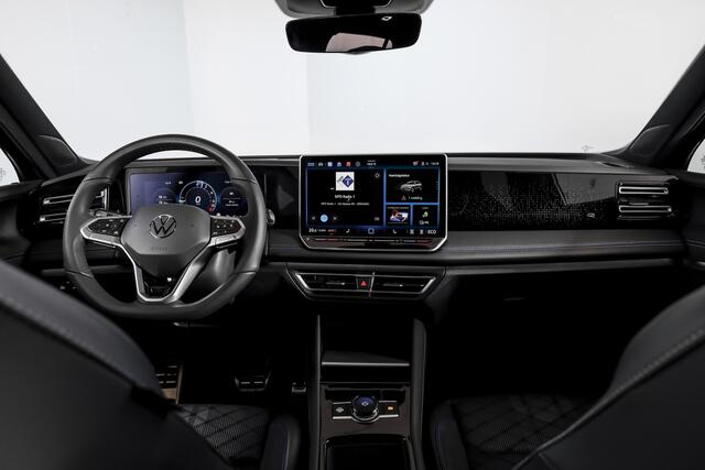 Volkswagen TIGUAN 1.5 eHybrid 272 PK R-Line Edition | Black Style | Elek. Trekhaak | S/K-panodak | Adapt. Cruise | Stoel-+stuurverw. | App. Connect | Camera+PDC | LM 20" | 9685