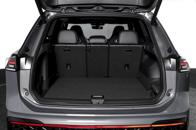 Volkswagen TIGUAN 1.5 eHybrid 272 PK R-Line Edition | Black Style | Elek. Trekhaak | S/K-panodak | Adapt. Cruise | Stoel-+stuurverw. | App. Connect | Camera+PDC | LM 20" | 3427