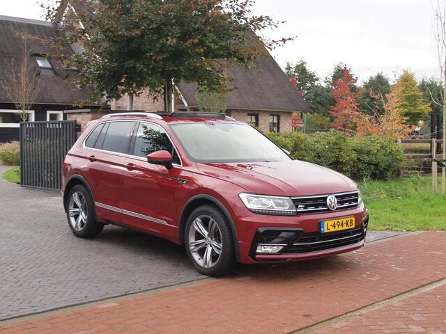 Volkswagen TIGUAN 1.4 TSI ACT Comfortline Business R | Panoramadak | Trekhaak | Cruise Control | Stoelverwarming |