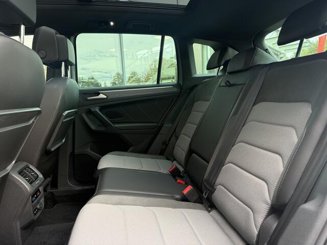 Volkswagen TIGUAN 1.5 TSI ACT 2X R-LINE DSG,2X R-LINE,PANO,NAV/360CAM,DISC.PRO