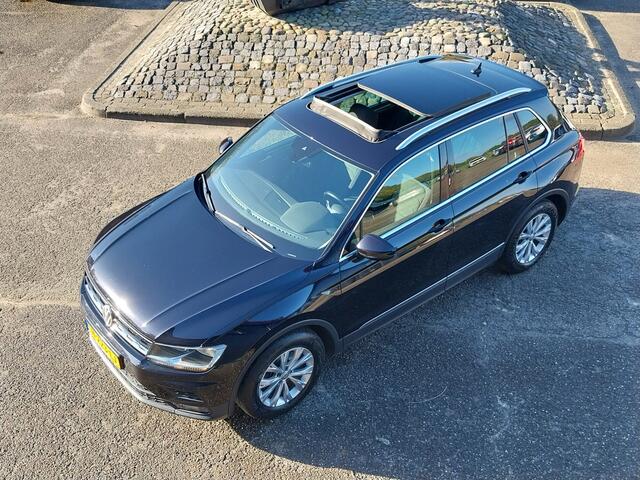 Volkswagen TIGUAN 1.5 TSI ACT Comfortline Business PANO DAK ADAPT CRUISE MASSAGE STOEL LED NAVI ECC