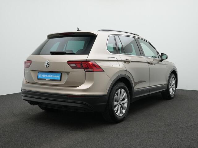 Volkswagen TIGUAN 1.5 TSI 150 pk DSG ACT Comfortline | Trekhaak | Achteruitrijcamera | Navigatie | Adaptive Cruise |