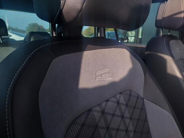 Volkswagen TIGUAN 1.4 TSI PHEV eHybrid R-Line 1e EIGENAAR PANO DAK VIRTUAL COCKPIT ADAPT CRUISE CAMERA PARK ASSIST HALF LEER LED NAVI ECC R LINE