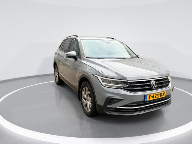 Volkswagen TIGUAN 1.5 TSI 150pk DSG Life Business · Apple/Android Car Play · P-Sensoren · Stoel&Stuurverwarming · Navigatie · 18'' Inch ·