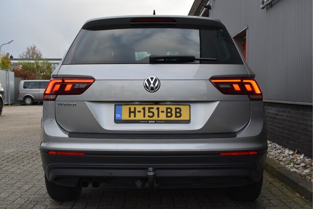 Volkswagen TIGUAN 1.5 TSI Comfortline Adaptive cruise, Trekhaak, Camera, Carplay, PDC, DAB