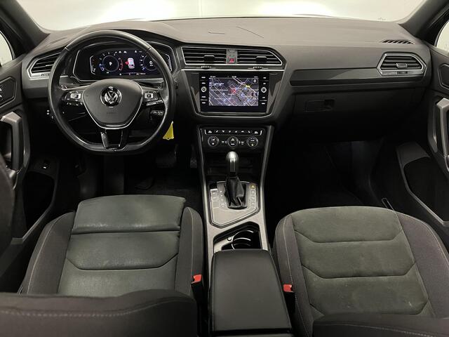 Volkswagen TIGUAN 1.5 TSI ACT R-Line Black Style | PANO | 20" SUZUKA LMV | STOELVERWARMING | CAMERA |