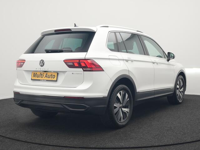 Volkswagen TIGUAN 1.4 TSI eHybrid Elegance Plug In Hybrid 245pk Dealer O.H. PHEV | Trekhaak Af Fabriek | Adaptive Cruise | IQ Light | Camera | Stoelen & Stuur Verwarmd | Apple Carplay | Blis | Navigatie | DAB |