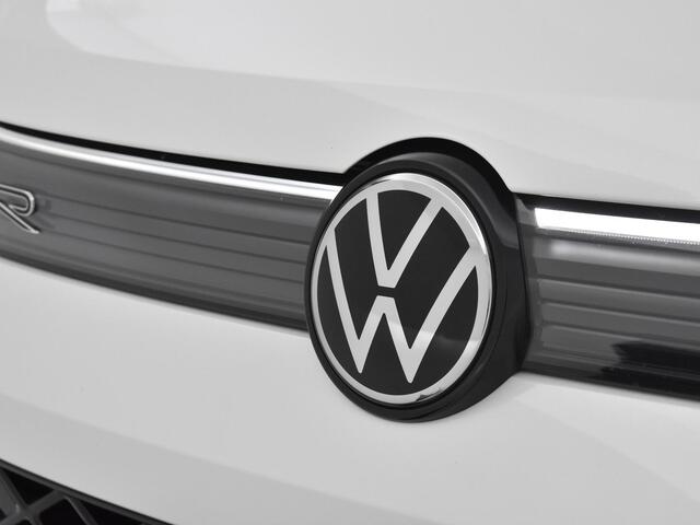 Volkswagen TIGUAN 1.5 eTSI 150pk DSG R-Line Business · Camera · Apple/Android Car Play · Massage · Keyless · Navi · Dodehoek Detectie · 20'' Inch · Garantie t/m 27-02-2028 of 100.000km