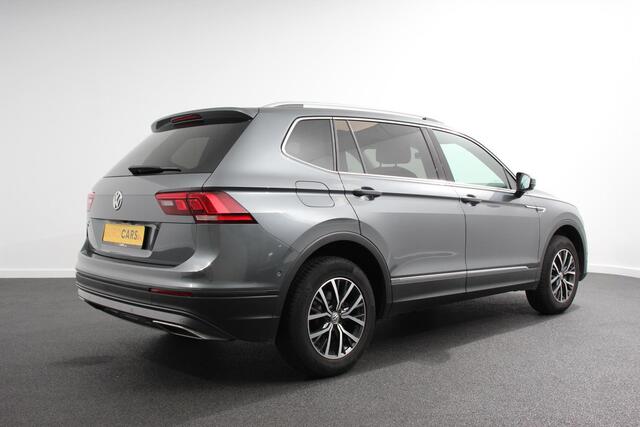 Volkswagen TIGUAN Allspace 1.5 TSI DSG Comfortline 7p. | Climate Control | Camera | Parkeer sensoren | Trekhaak | Electrisch bedienbare achterklep | Stoelverwarming