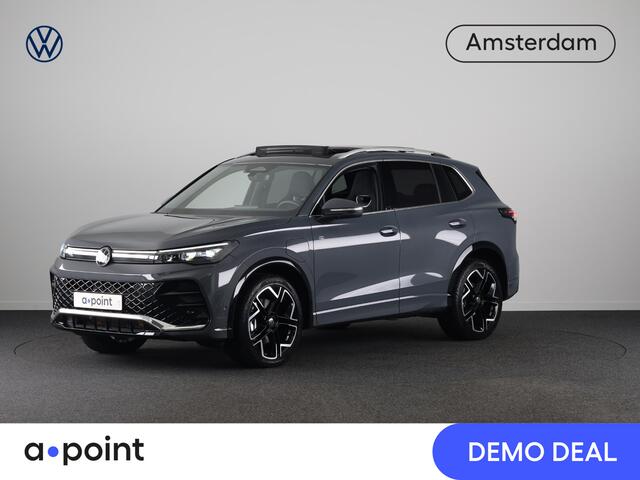 Volkswagen TIGUAN 1.5 eHybrid R-Line Edition 204 PK PHEV | Panorama dak | Comfort pakket | Navigatie | Parkeer camera |