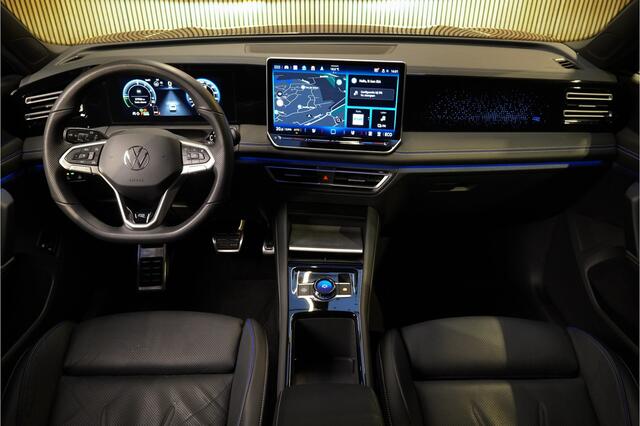 Volkswagen TIGUAN 1.5/204pk eHybrid R-Line Blackstyle|2024|Leer+Massage+Ventilatie|Trekhaak|19"Blackstyle|Cruise+ACC|Matrix IQ LED|Blindspot|Sfeerverlichting