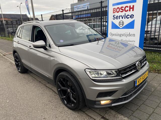 Volkswagen TIGUAN 1.4 TSi ACT DSG7-aut. Highline NL-auto met o.a. trekh. wegkl., LED koplmp, 20" lm velgen, virtual cockpit, etc.