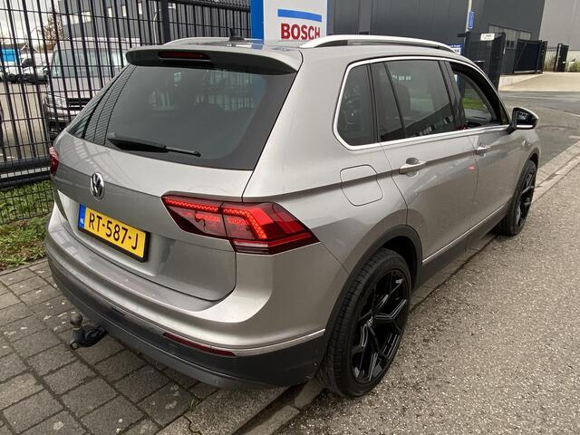 Volkswagen TIGUAN 1.4 TSi ACT DSG7-aut. Highline NL-auto met o.a. trekh. wegkl., LED koplmp, 20" lm velgen, virtual cockpit, etc.