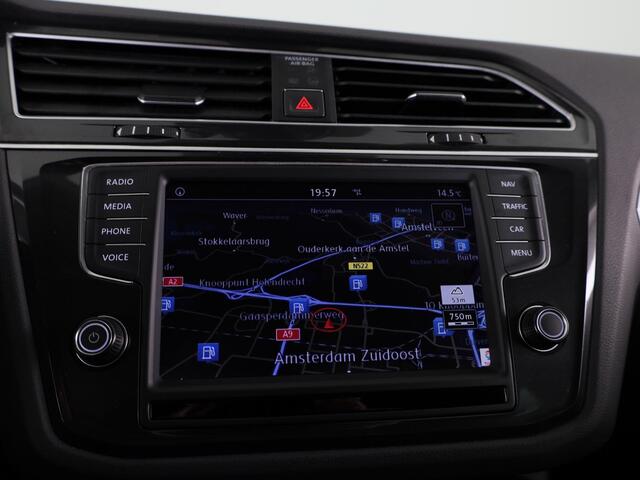 Volkswagen TIGUAN 1.4 TSI ACT Connected Series 150PK | Navigatie | Winterpakket | Camera | Trekhaak