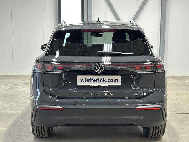 Volkswagen TIGUAN 1.5 eHybrid Life Edition PHEV 204pk | Elek. Trekhaak | IQ. Light Matrix | 19" velgen