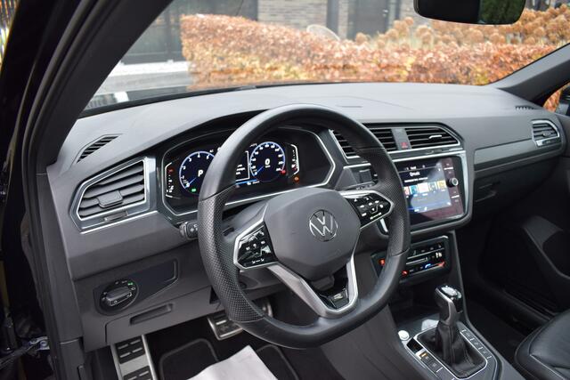 Volkswagen TIGUAN 1.5 TSI R-Line '21 LEER, PANO, TREKH, ACC, NIEUWSTAAT!