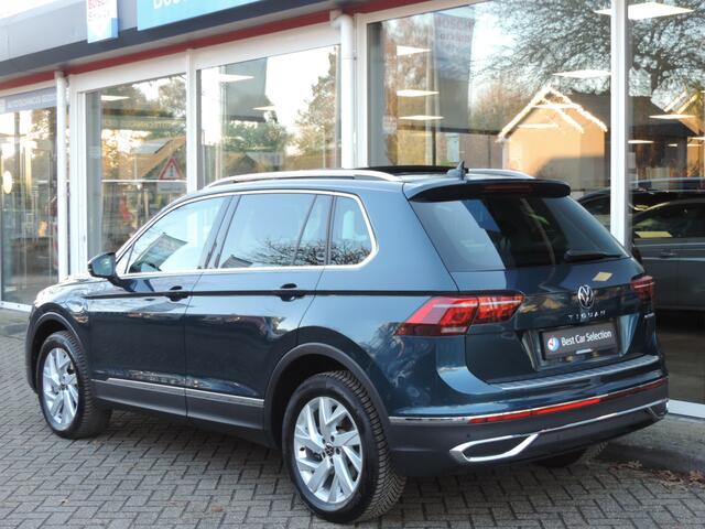 Volkswagen TIGUAN 1.4 TSI 245PK eHybrid Elegance DSG - Pano | ACC | Camera | Stoel/stuurverw. | IQ.Light | Parkeer ass. | elek. klep