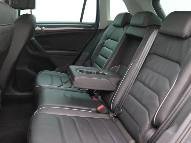 Volkswagen TIGUAN 1.4 TSI eHybrid Elegance 245PK DSG Pano-Schuifdak, Trekhaak, Volleder, Memorystoel, 360gr. Camera, Side Assist, Keyless, DCC, Adaptieve Cruise Controle, 18" LM Velgen