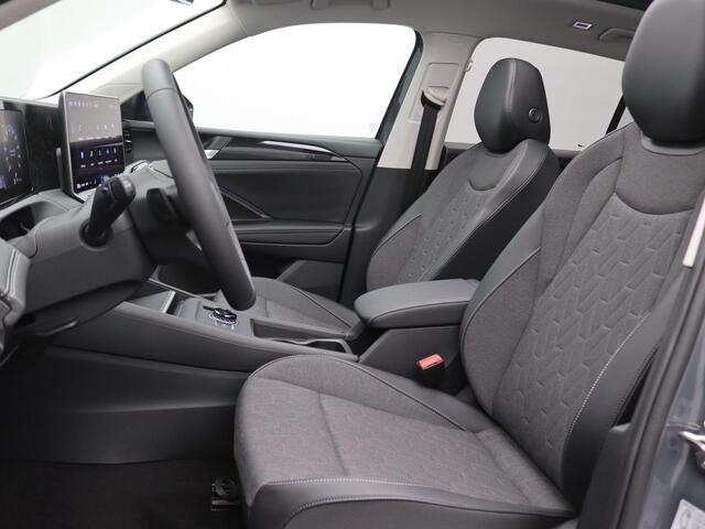 Volkswagen TIGUAN 1.5 eHybrid Life Edition 204PK DSG Pano-Schuifdak, Trekhaak, 19" LM Velgen, Adaptieve Cruise Controle, Achteruitrijcamera, Side Assist, Navi via Apple Carplay/Android Auto, Keyless, Stoel-Stuurverwarming, Elektr. Achterklep