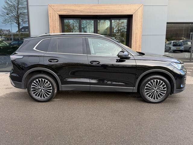 Volkswagen TIGUAN 1.5 eHybrid Elegance | Trekhaak | 360 Camera | Dode hoek | Rijklaar incl. verlengde fabrieksgarantie