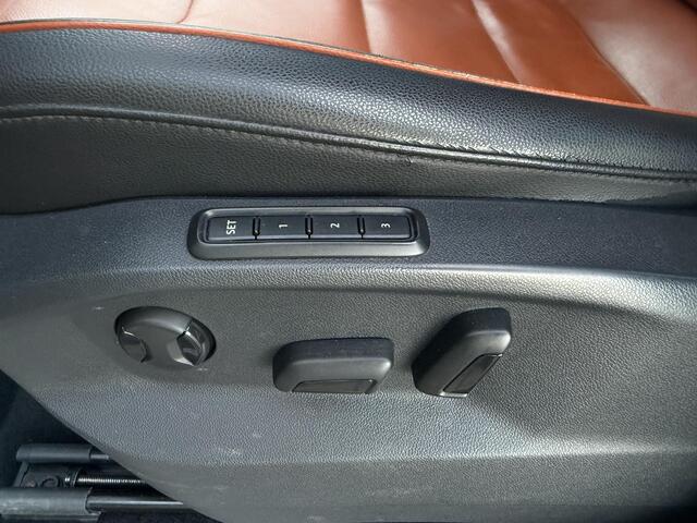 Volkswagen TIGUAN 1.4 TSI ACT Highline 150PK ?Rijklaar ?Automaat ?Full LED Adaptief ?Panoramadak ?Vol Leder ?Navigatie ?Camera ?Climate ?Cruise ?Parkeersensoren ?Lichtmetaal ?Trekhaak