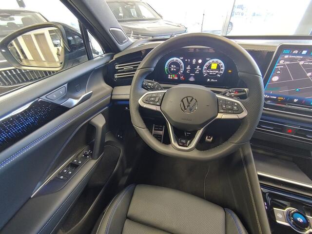 Volkswagen TIGUAN 1.5 TSI E-HYBRID R-LINE PANO-DAK/TREKHAAK/CAMERA/LEDER/MEMORY/HUD