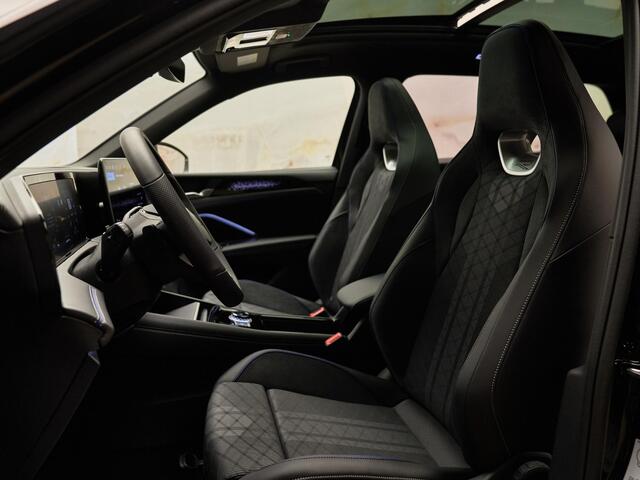 Volkswagen TIGUAN 1.5 eHybrid R-Line, 20", pano, massage, ACC, DCC, IQ.Light, Black Style, tr.haak