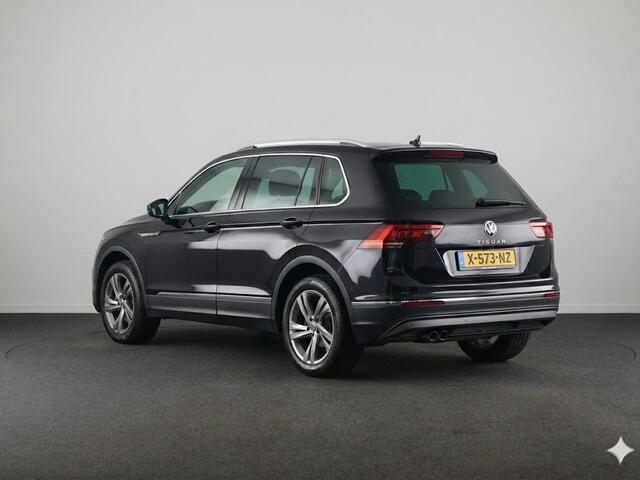 Volkswagen TIGUAN 1.4 TSI eHybrid R-Line Business 245PK PHEV | 360 graden camera | Stoel- en stuurverwarming | Multimedia Plus | Assistentie pakket