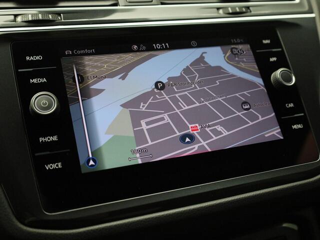 Volkswagen TIGUAN 1.4 TSIeHybrid 180kW/245PK R-Line DSG · Panoramadak · Leder · Trekhaak