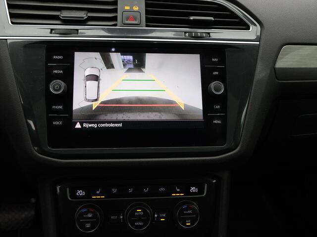 Volkswagen TIGUAN Allspace 1.5 TSi 150 Pk Automaat Comfortline Business | Panoramadak | Adaptive Cruise | CarPlay | Navigatie | Stoelverwarming | Camera | 19 Inch
