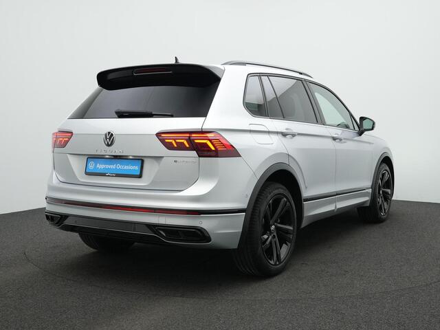 Volkswagen TIGUAN 1.4 TSI eHybrid 245 pk DSG R-Line Business | Trekhaak | IQ Light | Stuur-/stoelverwarming | Achteruitrijcamera