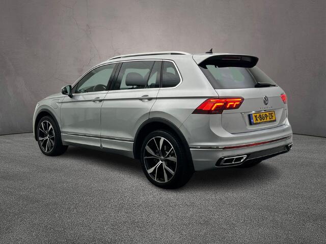 Volkswagen TIGUAN R-Line Business+ 1.4 TSI eHybrid 245pk DSG Automaat Trekhaak, Panoramadak, Adaptive cruise control, Elektrische achterklep, LED matrix koplampen