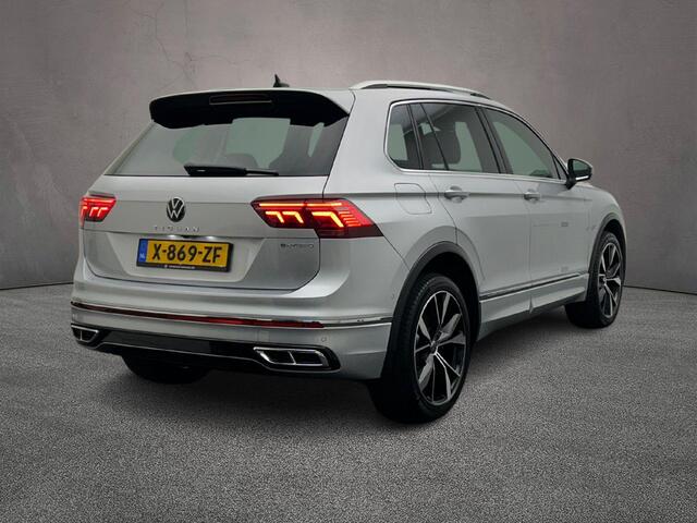 Volkswagen TIGUAN R-Line Business+ 1.4 TSI eHybrid 245pk DSG Automaat Trekhaak, Panoramadak, Adaptive cruise control, Elektrische achterklep, LED matrix koplampen
