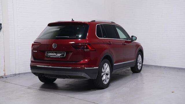 Volkswagen TIGUAN 2.0 TDI 150 pk DSG Aut. GRIJS KENTEKEN Navi 360 Camera, LED Koplampen, Parkeerhulp, Bijtellingsvriendelijk