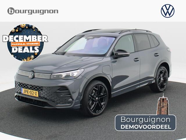 Volkswagen TIGUAN 1.5 eHybrid R-Line Edition 272PK Black Style | Trekhaak | Panoramadak | Leer | stoelverarming / ventilatie | Head-Up display | Harman & Kardon | Full Led |
