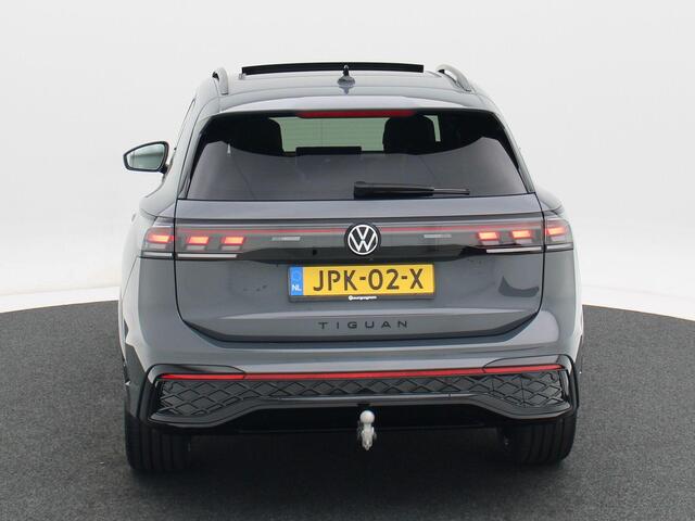 Volkswagen TIGUAN 1.5 eHybrid R-Line Edition 272PK Black Style | Trekhaak | Panoramadak | Leer | stoelverarming / ventilatie | Head-Up display | Harman & Kardon | Full Led |