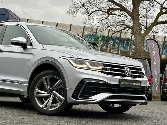 Volkswagen TIGUAN 1.4 TSI eHybrid R-Line | Panoramadak | LED | Trekhaak | Business+ | Camera | Adapt Cruise | Marge auto