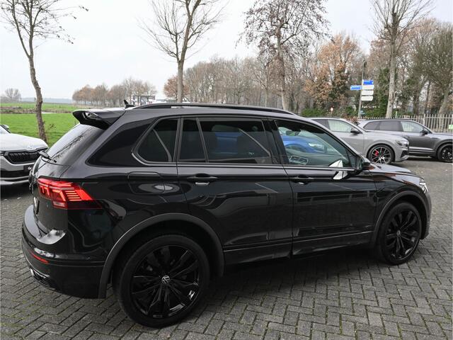 Volkswagen TIGUAN 1.4TSI E-Hybrid 245pk R-Line Pano Head-Up IQ-light 20-Inch Tr-haak Camera