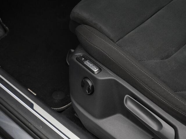 Volkswagen TIGUAN Allspace 7 pers. 1.5 TSI 150 pk DSG Highline Business R / R-Line | Panoramadak | Trekhaak | Achteruitrijcamera | Stoelverwarming