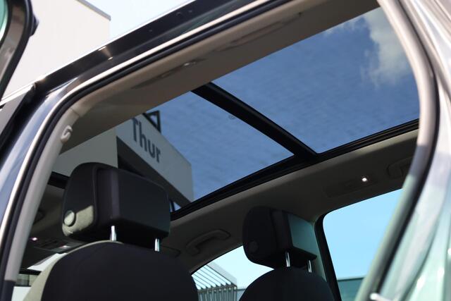 Volkswagen TIGUAN 1.4 TSI Highline 125PK / 92kW, Advance panoramadak, Parkeercamera, LED plus, wegklapbare trekhaak, digital cockpit, adaptieve cruise control, stoelverwarming, navigatie, NL auto dealeronderhouden