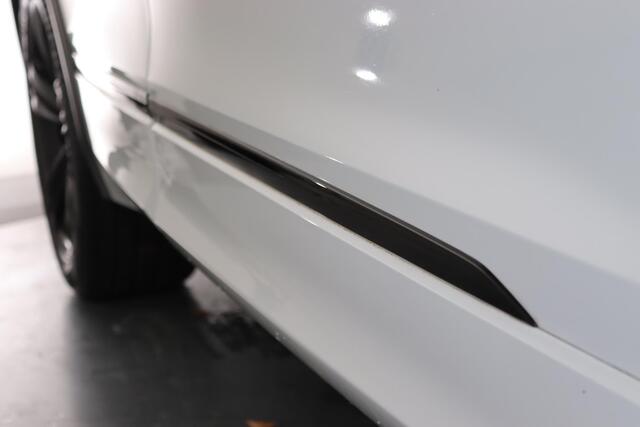 Volkswagen TIGUAN 1.5 TSI R-line Blackstyle Panoramadak, LED, Camera, Apple Carplay/Android Auto