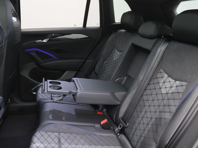 Volkswagen TIGUAN 1.5 eHybrid R-Line Edition 272PK DSG Pano-Schuifdak, Black Style, Achteruitrijcamera, Trekhaak, 20" LM Velgen, Keyless, Side Assist, Navi via Apple Carplay/Android Auto, Stoel-Stuurverwarming