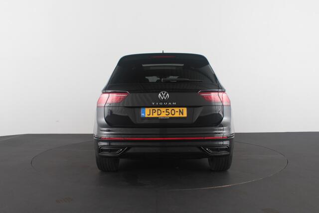 Volkswagen TIGUAN 1.5 TSI R-Line Business Premium Black Style Full option! Leer/Memory/H&K/360°/Trekhaak/20 inch