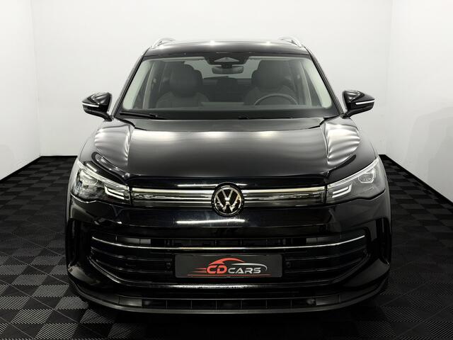 Volkswagen TIGUAN 1.5 eHybrid Life Edition Half leder, Camera, Navi, Winterpakket, Keyless start, Cruise control adaptief, Sfeerverlichting, 2 jaar