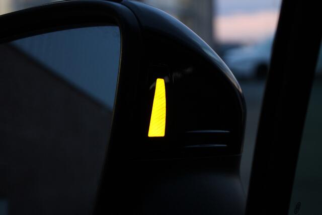 Volkswagen TIGUAN 1.5 TSI 150PK DSG R-Line Business+ |PANO|BLACK-STYLE|TREKHAAK|20-INCH|