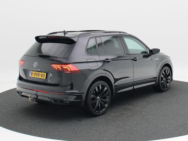 Volkswagen TIGUAN 1.5 TSi 150 Pk R-Line Business+ | Black Style | Panoramadak | Adaptive Cruise | Climate Control | Stoelverwarming | Navigatie | Camera | Carplay | 20 Inch | 49.122 Km!!