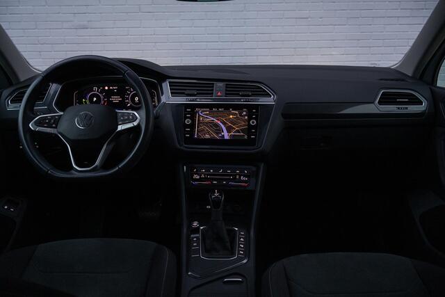 Volkswagen TIGUAN 1.4 TSI eHybrid Pano|18''LMV|IQ Light|Trekhaak