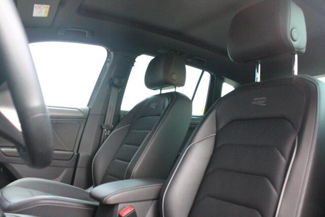 Volkswagen TIGUAN 1.4 TSI 245PK eHybrid R-LINE BUSINESS + | BEKLEDING LEDER VIENNA | PANORAMISCH SCHUIF/KANTEL DAK | ELEKTRISCH WEGKLAPENBARE TREKHAAK | R-LINE INTERIEUR/EXTERIEUR | VERWARMBARE VOORSTOELEN/STUUR | ELEKTRISCH BEDIENBARE VOORSTOELEN MET GEHEUGEN FUNCTIE | AK